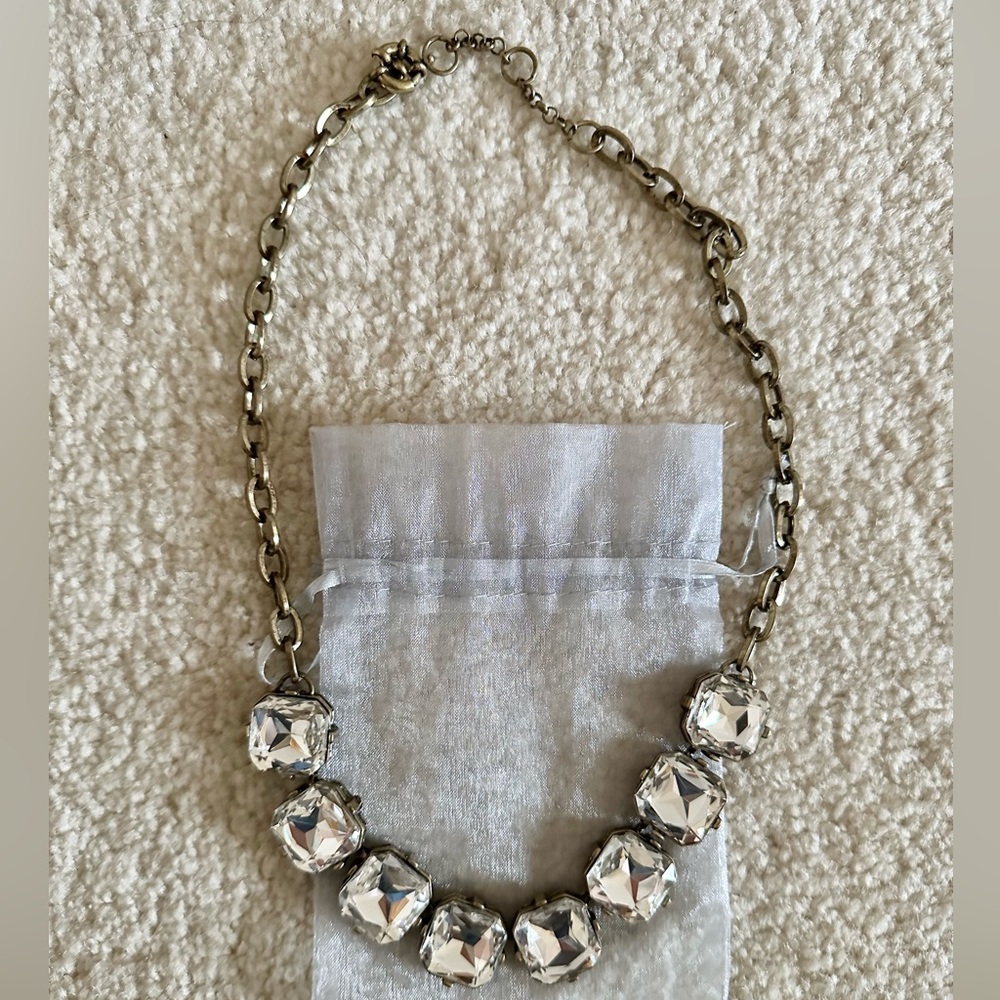 Statement necklace